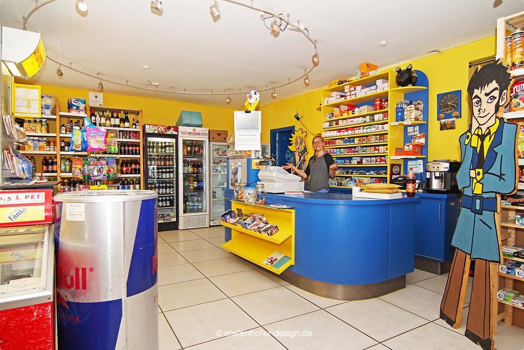 Brook Lane Hostel Регенсбург Экстерьер фото